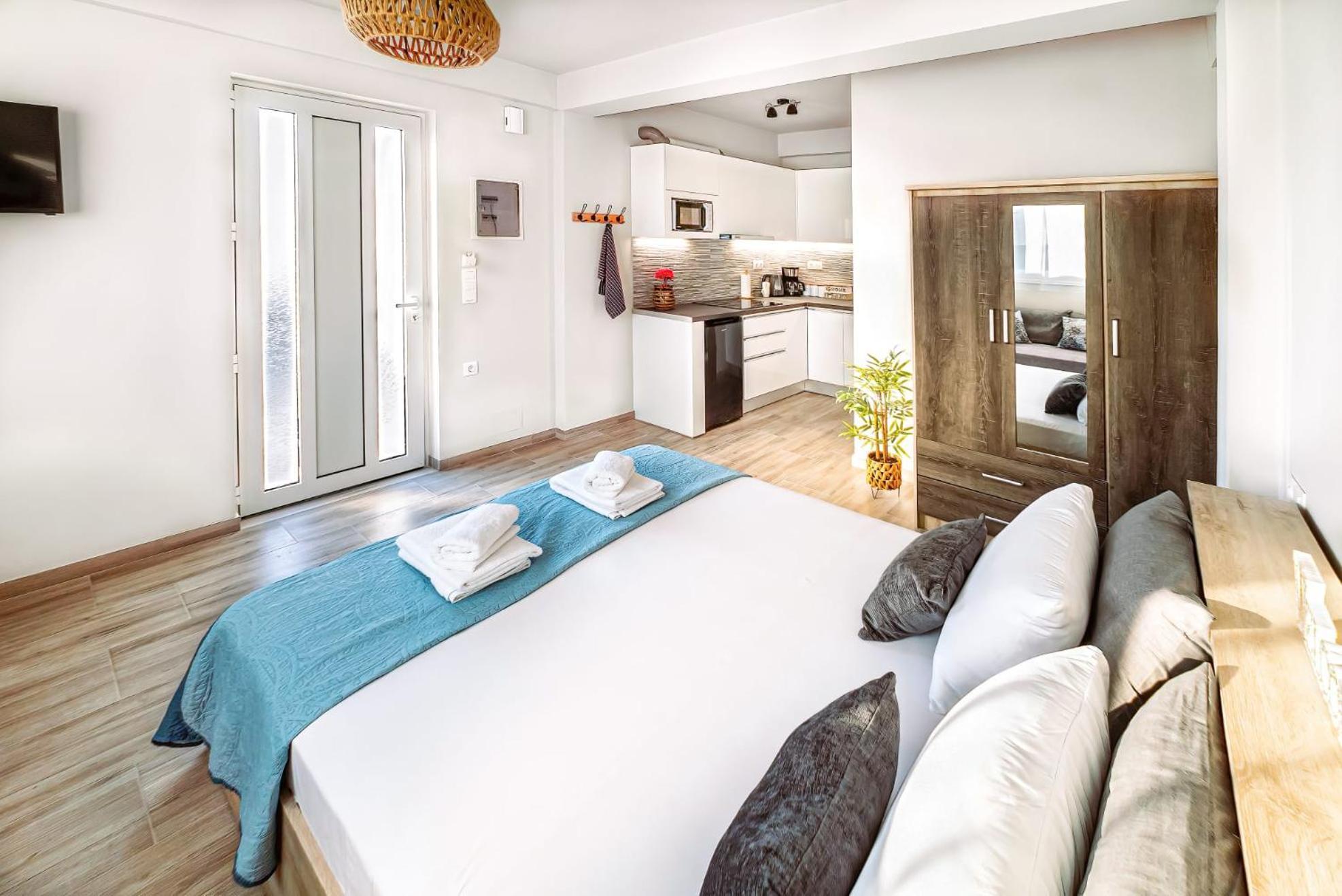 Holiday House Heraklion & Roof Garden Εξωτερικό φωτογραφία
