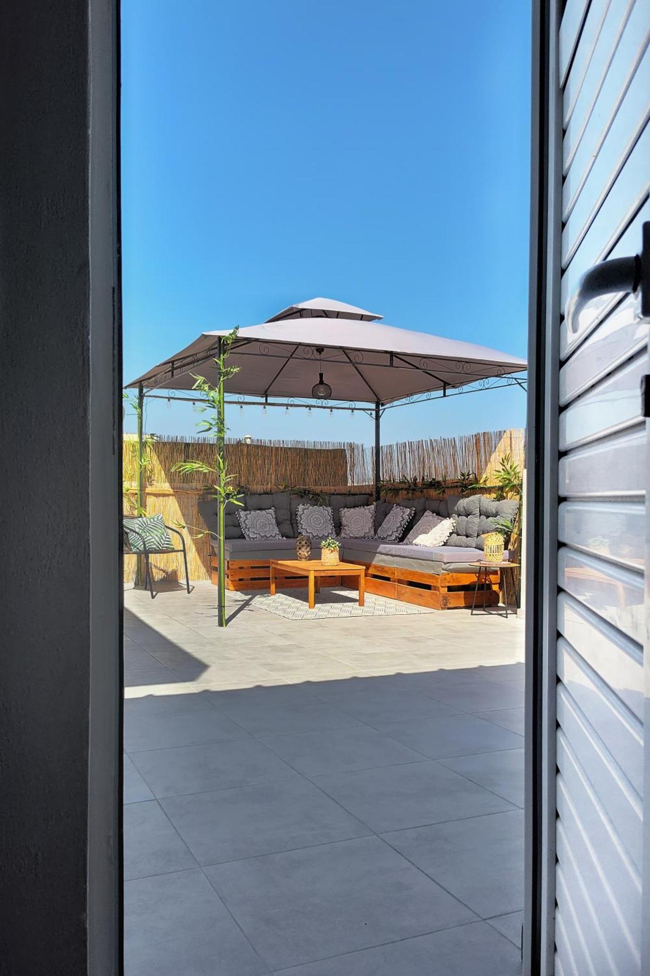 Holiday House Heraklion & Roof Garden Εξωτερικό φωτογραφία